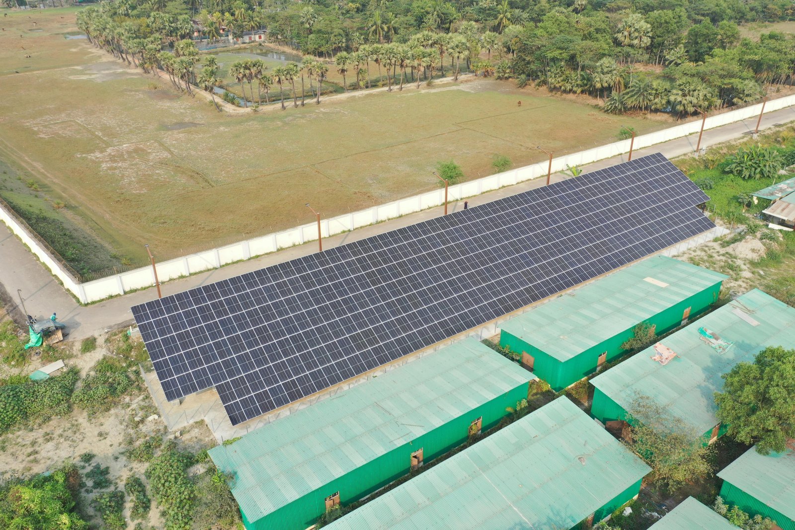 Clean energy use rose, but major barriers remain