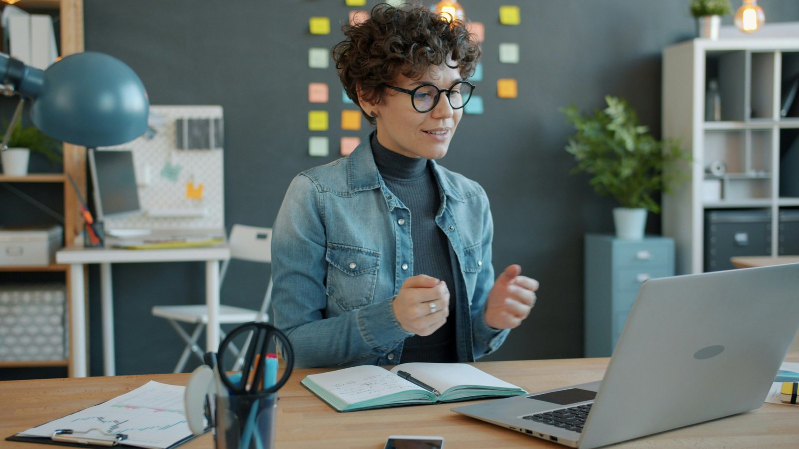Phantasms collide: Navigating video-mediated communication in the Swedish workplace.