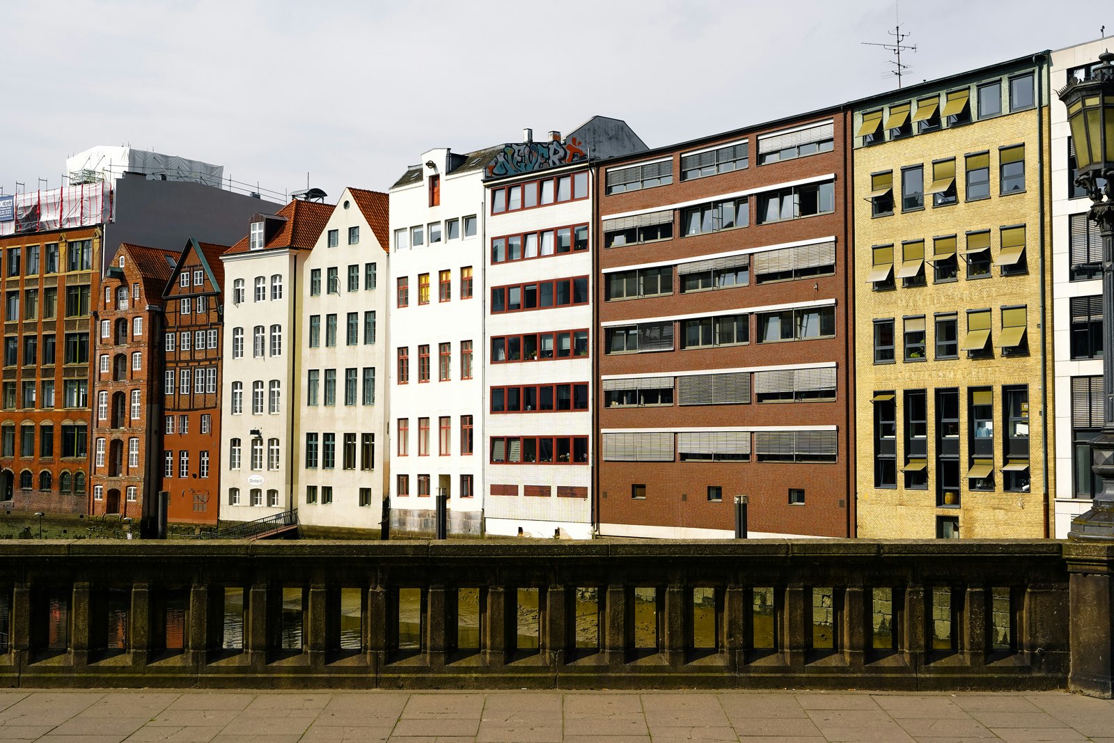 Ordinary Germans adopted democratic habits without full democratic meaning