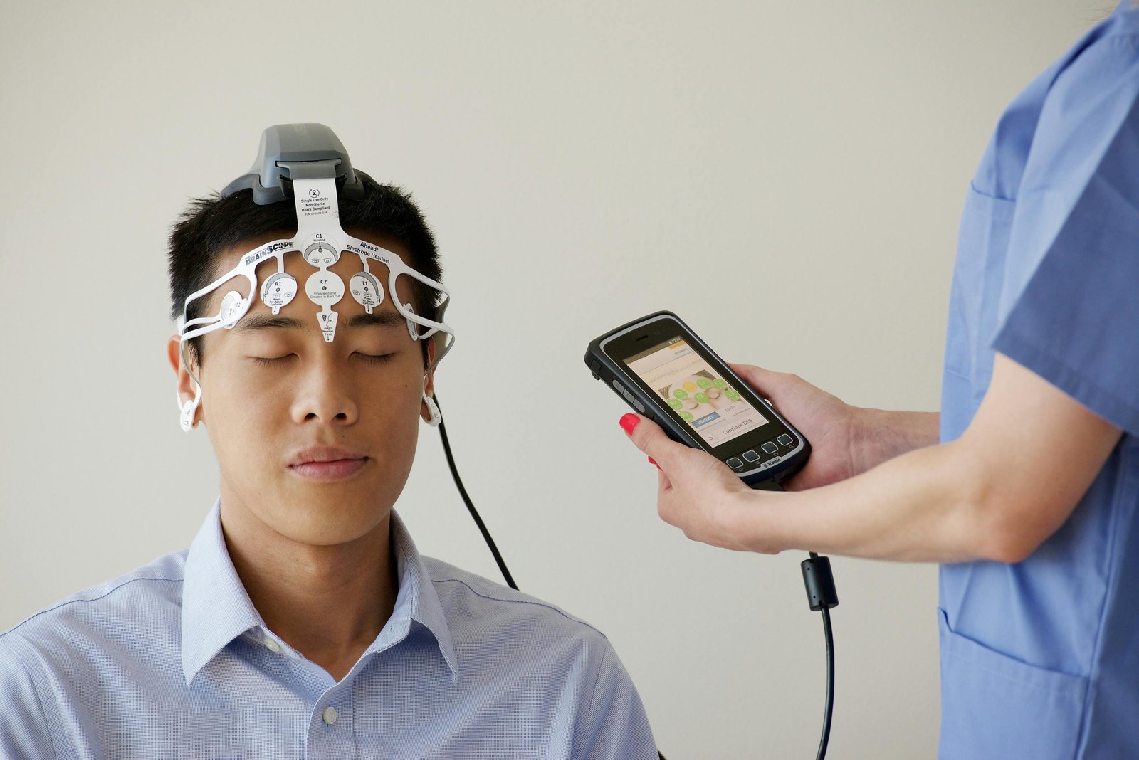 Neural activity patterns predicted treatment response in internalizing disorders