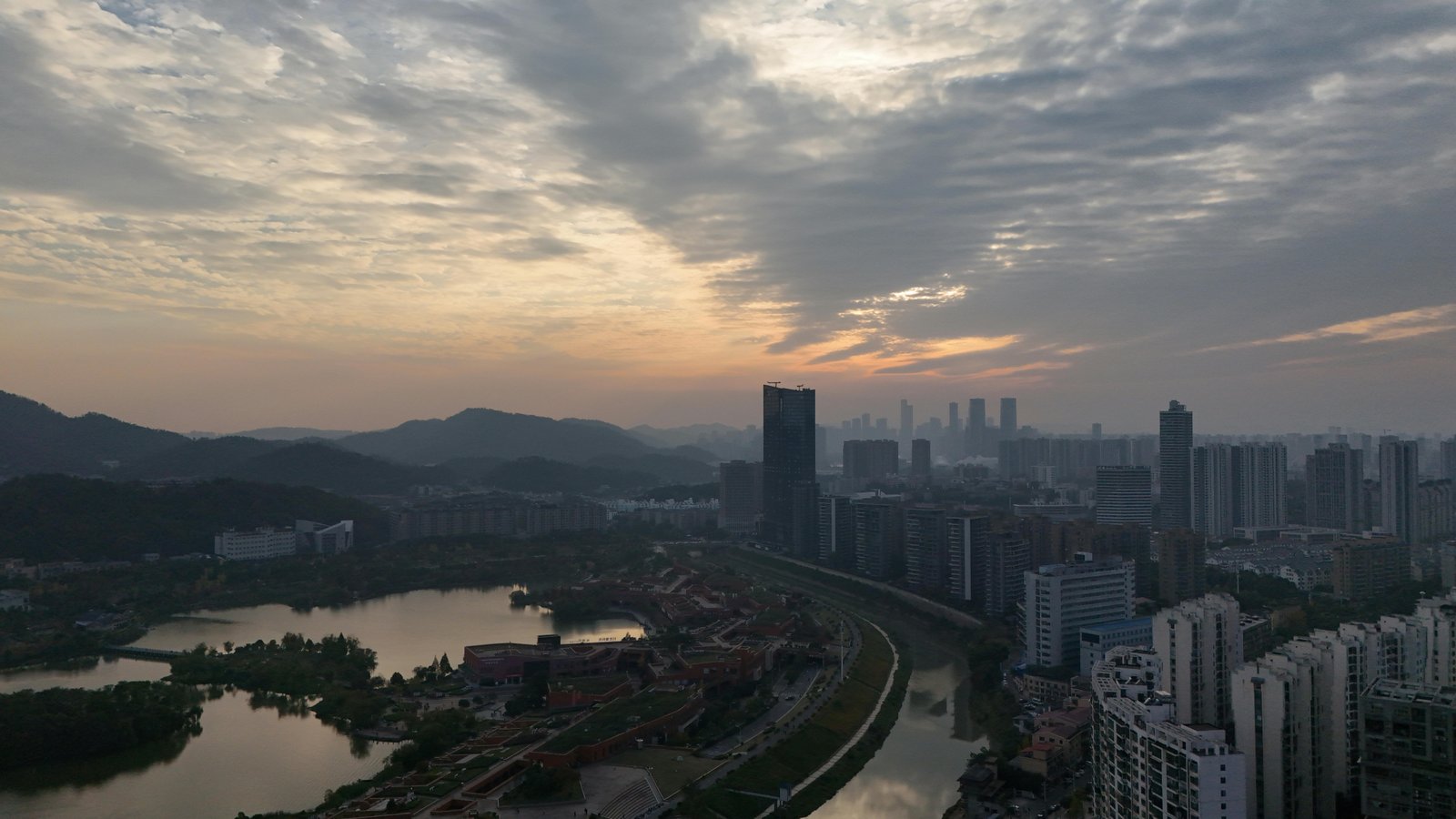 Inter-provincial cooperation lowers China’s carbon reduction costs