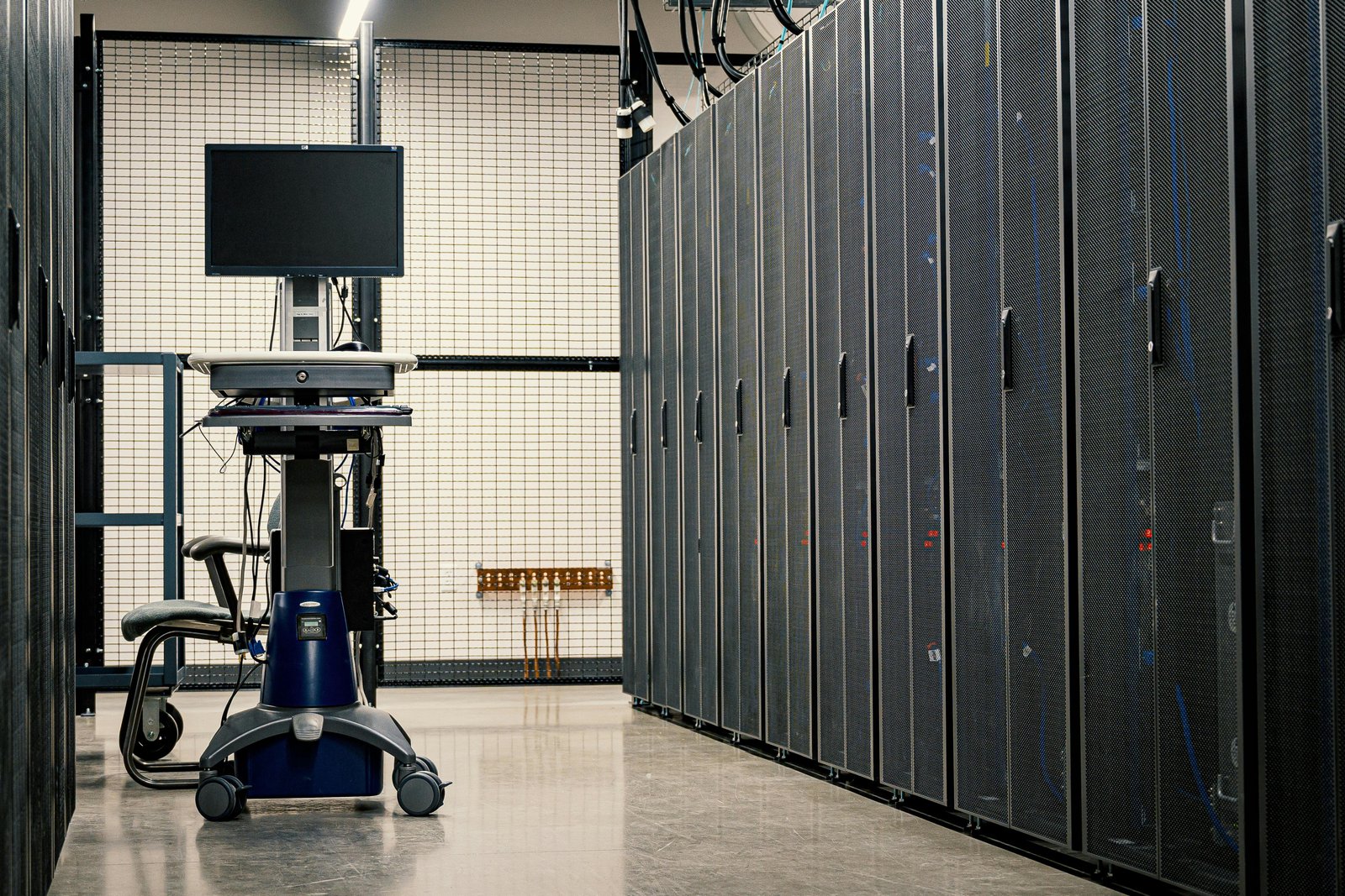 STCC middleware evaluated for Cassandra consistency trade-offs