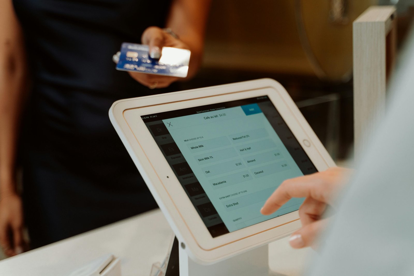 FinTech and board characteristics are linked to higher cash holdings in Jordanian banks