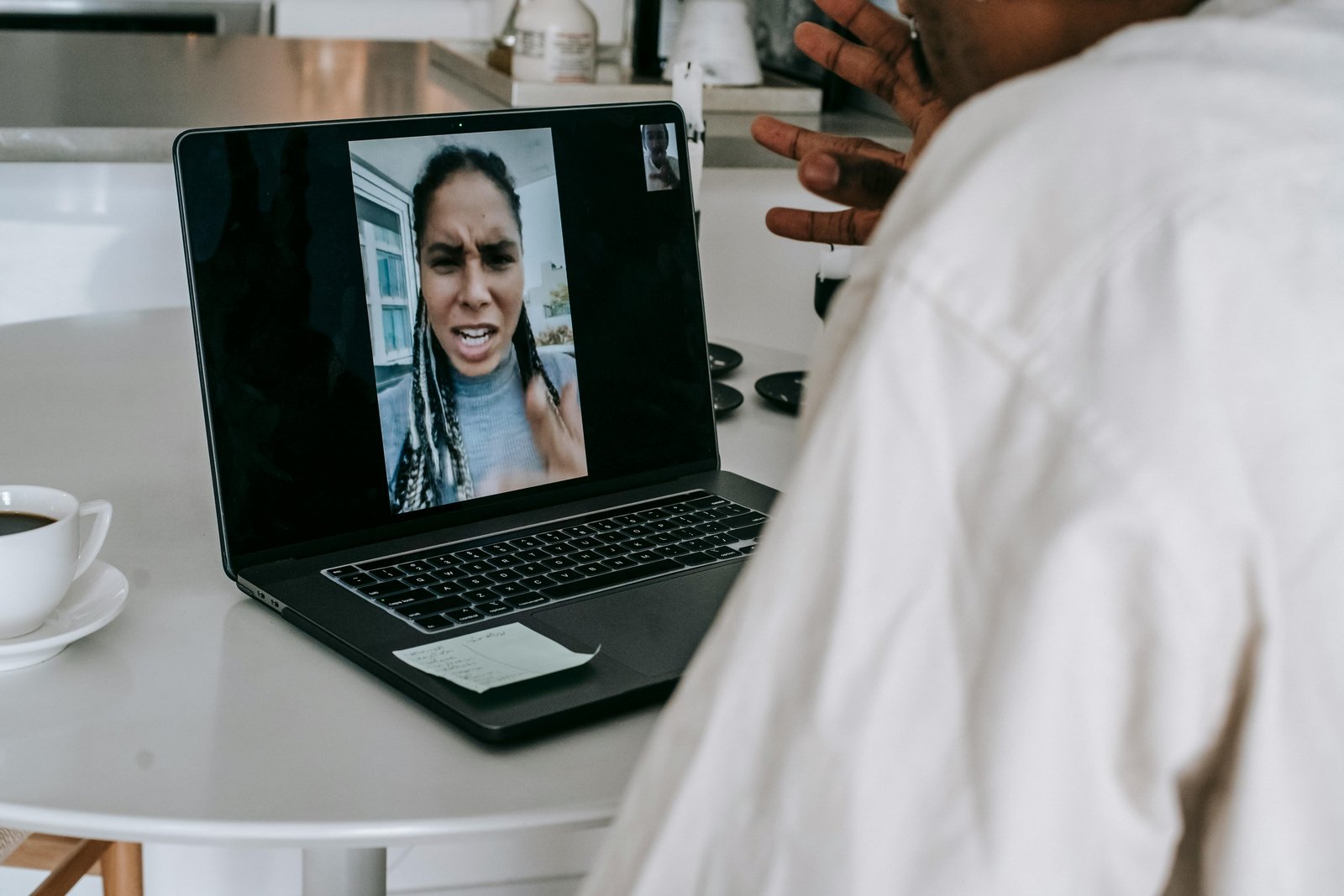 Facial-video heart rate variability modestly distinguished depressive symptoms