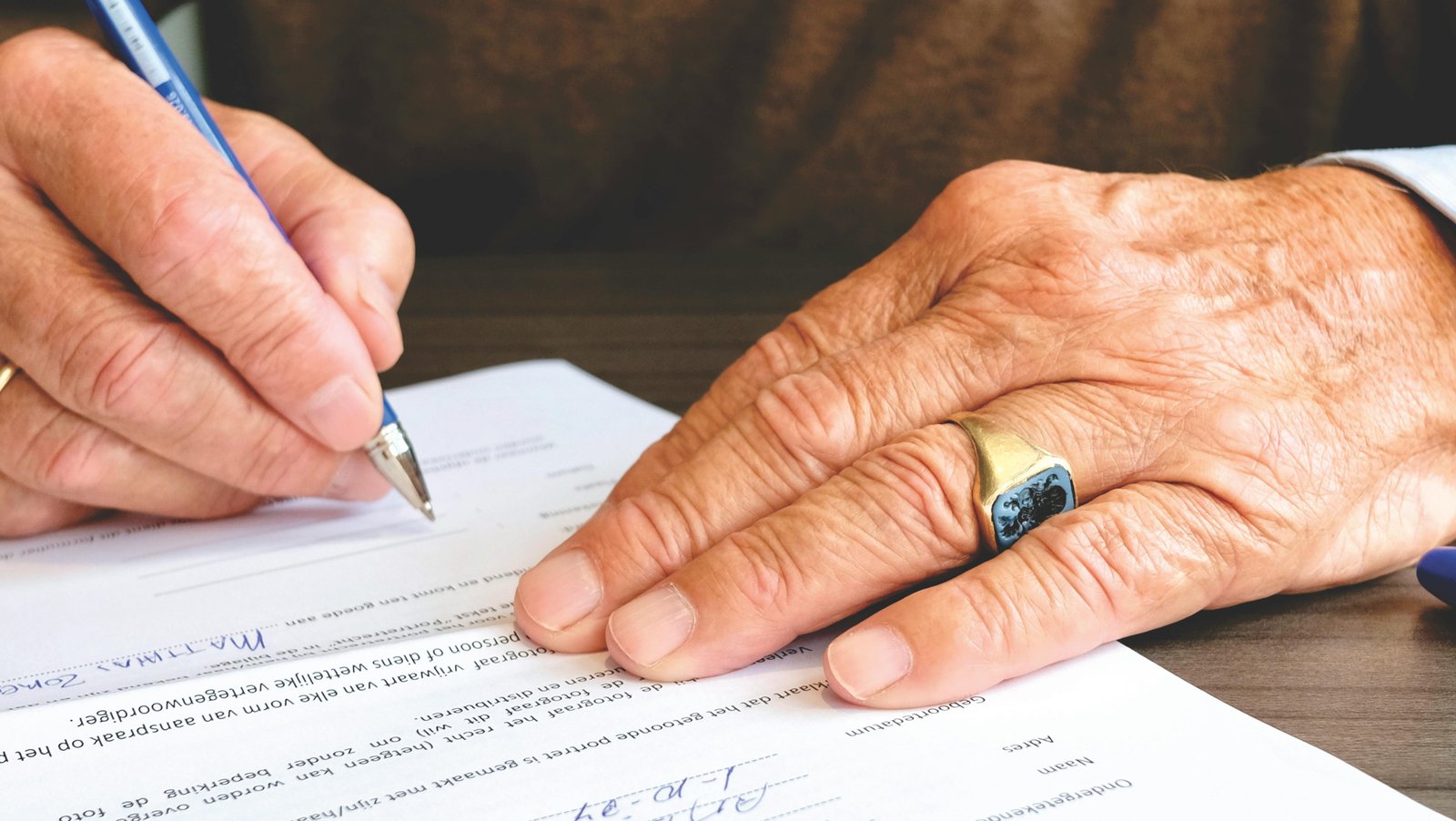 Noncompete clauses are linked to lower mobility and wages