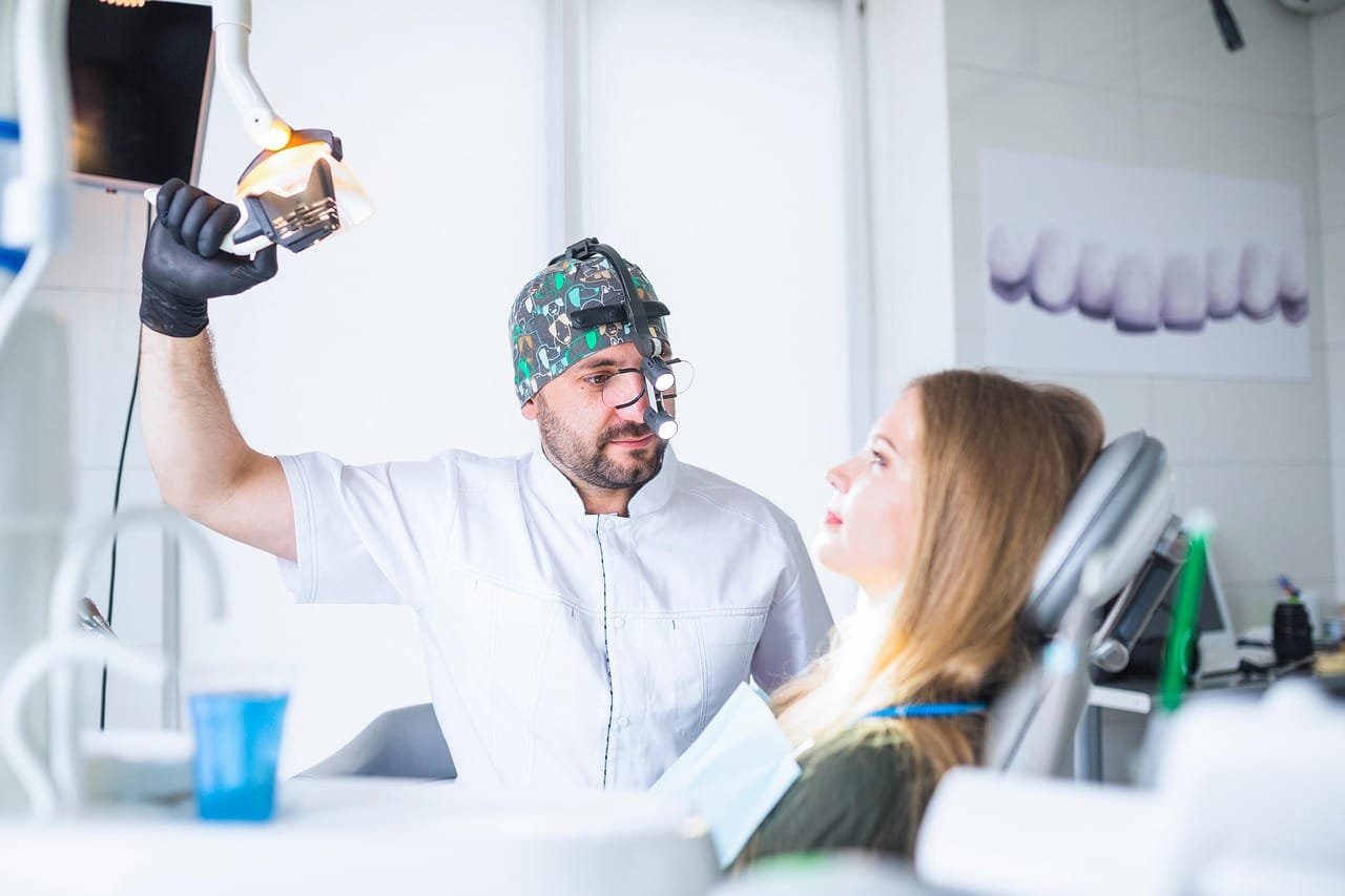 Dental caries prevalence in first permanent molars is relatively high