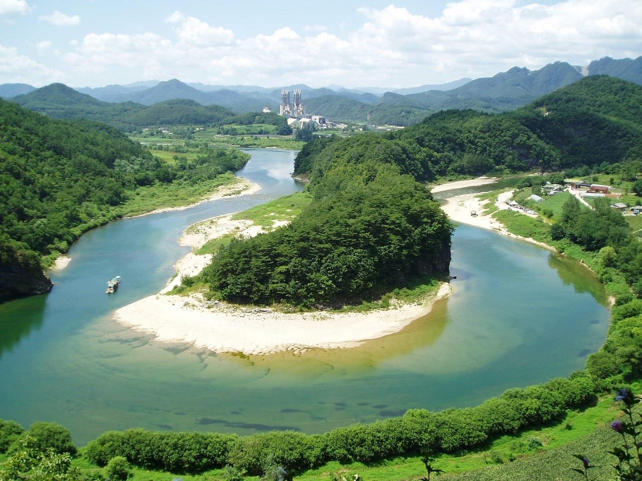 Bankruptcy rules guided pollutant allocation in Abbas-Abad River