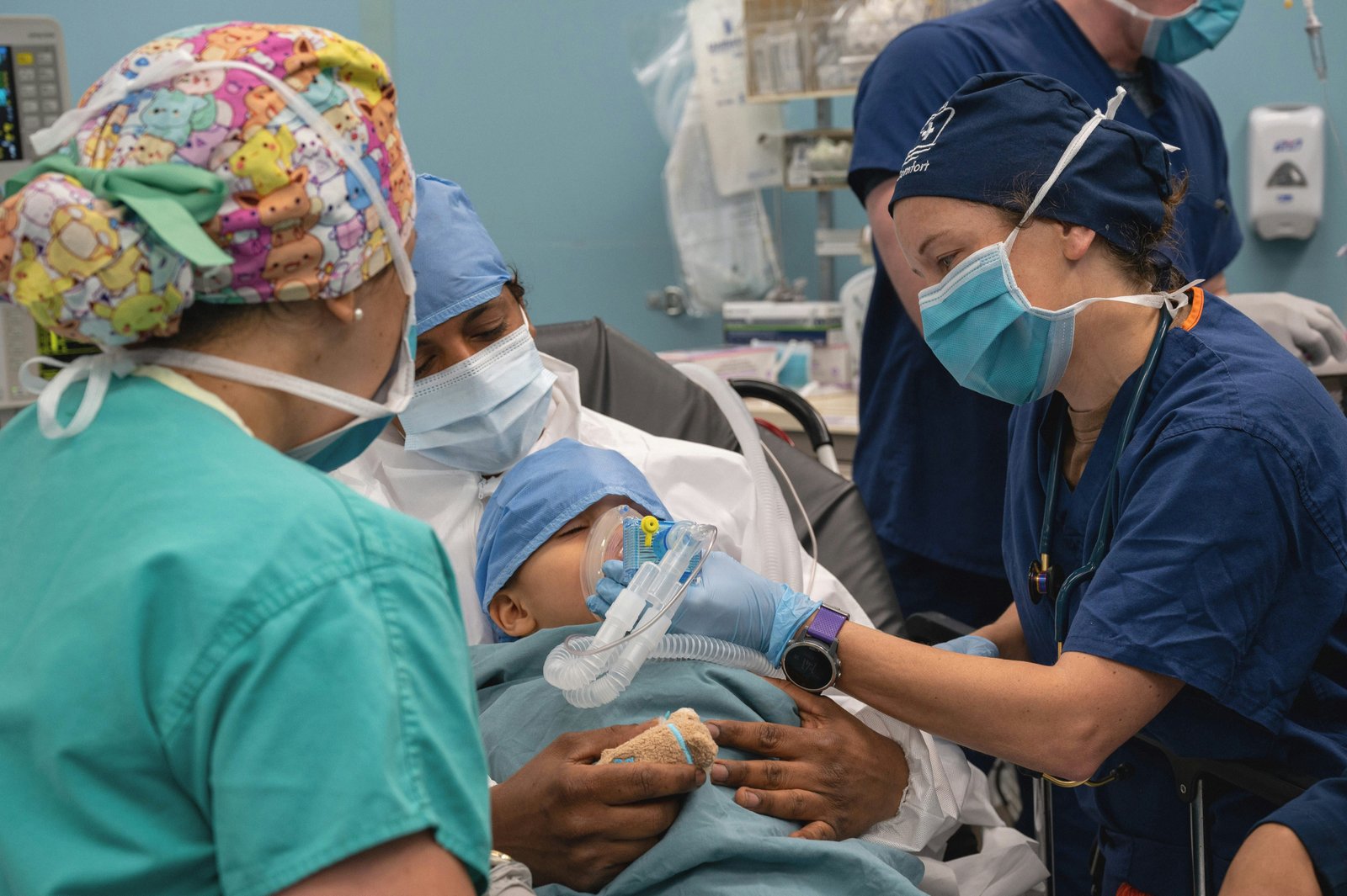 RIRS and mini-PCNL were similarly effective for high-density pediatric kidney stones