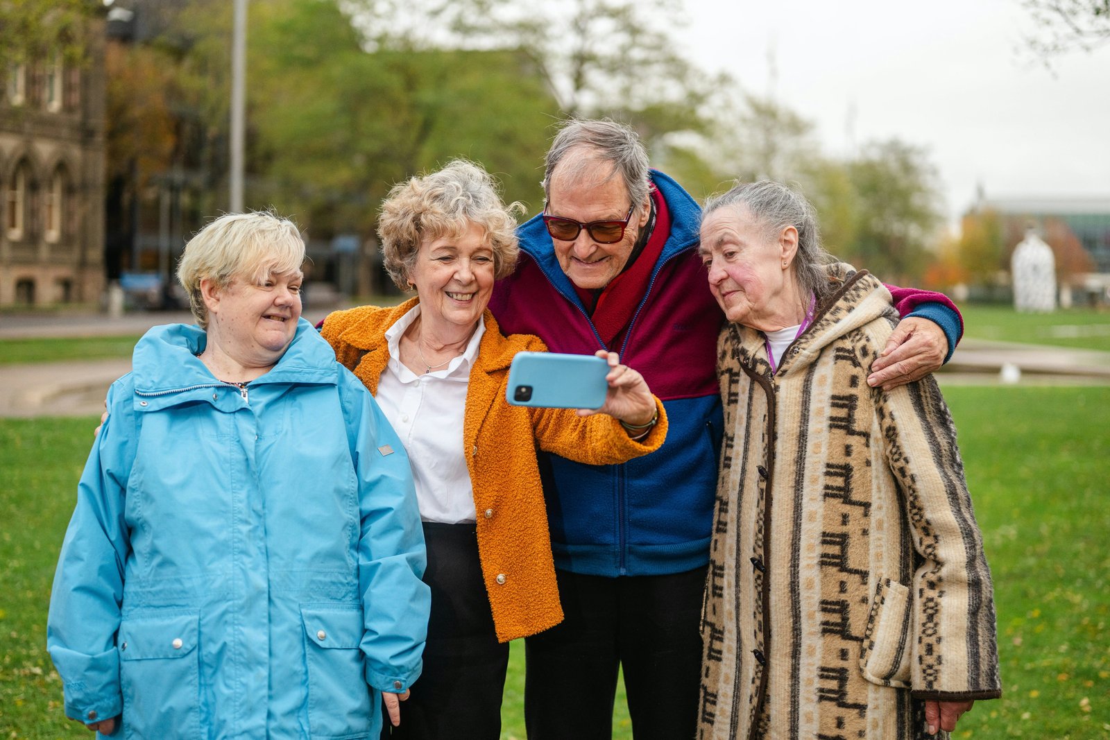 Distinct social network types were linked to cognitive and psychological health