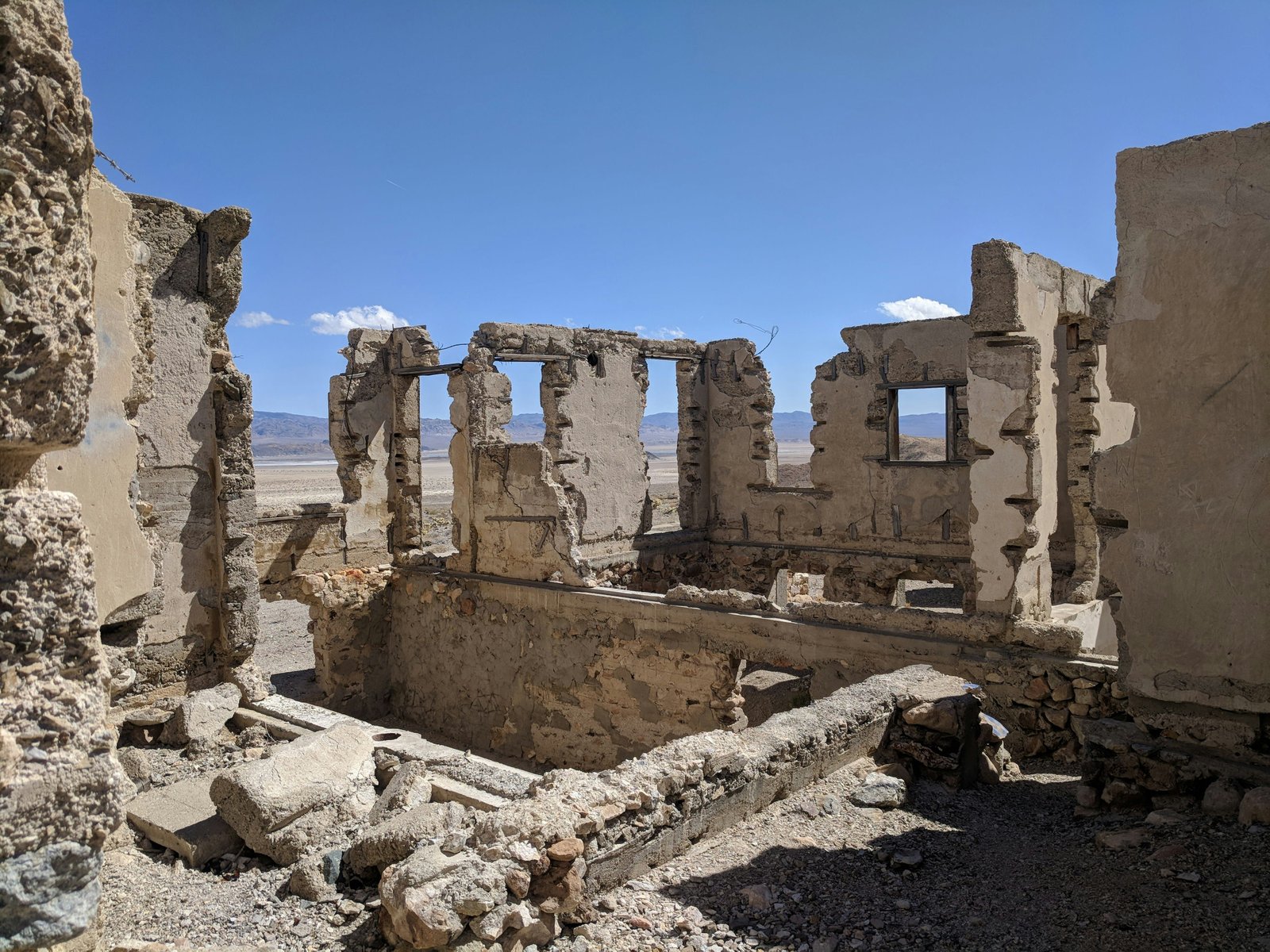 Mimbres society used insularity as a cultural strategy