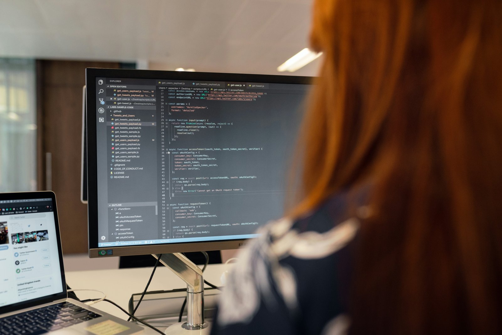 Review maps large language models in automated program repair