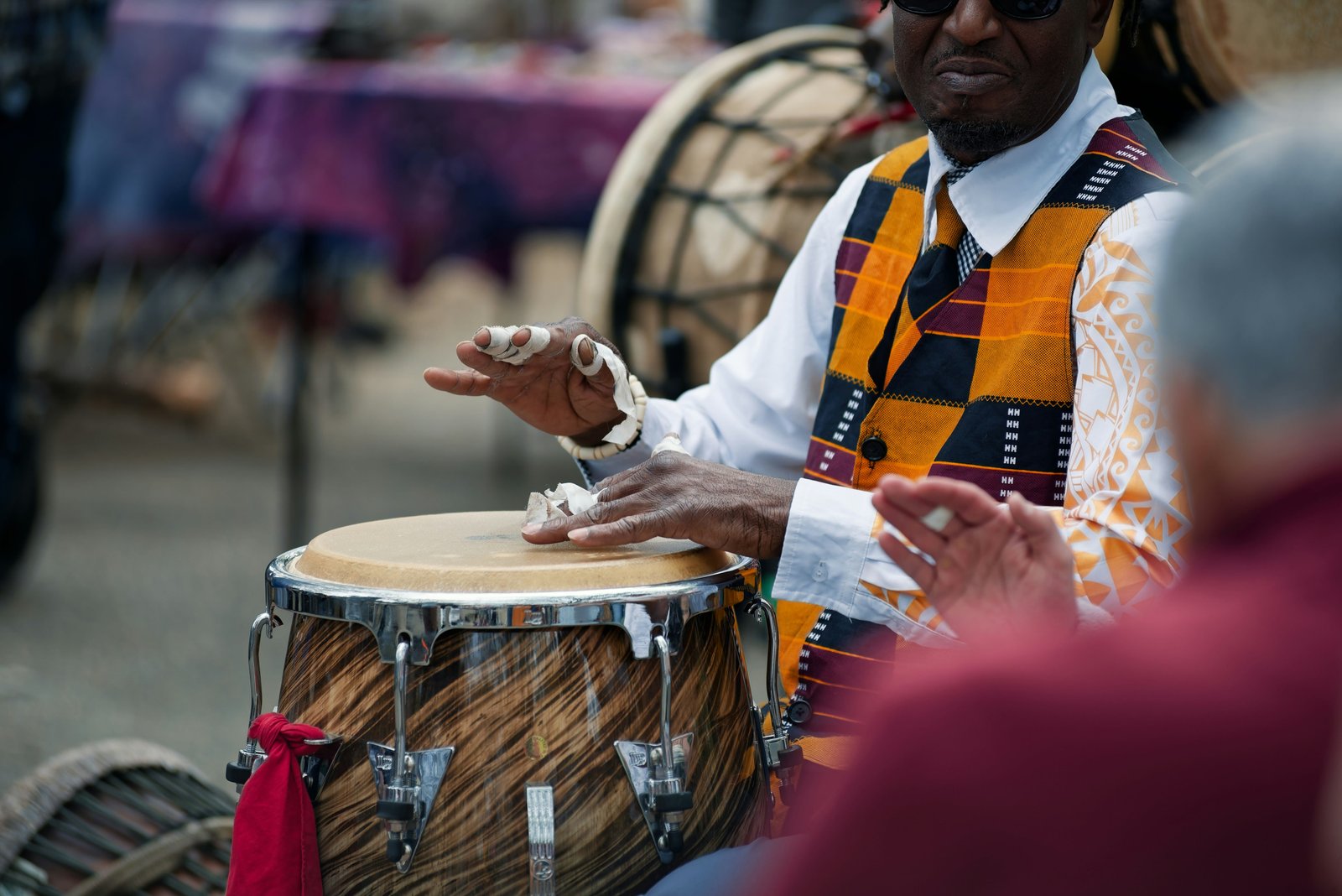 Yorùbá music is presented as a narrative force in theatre