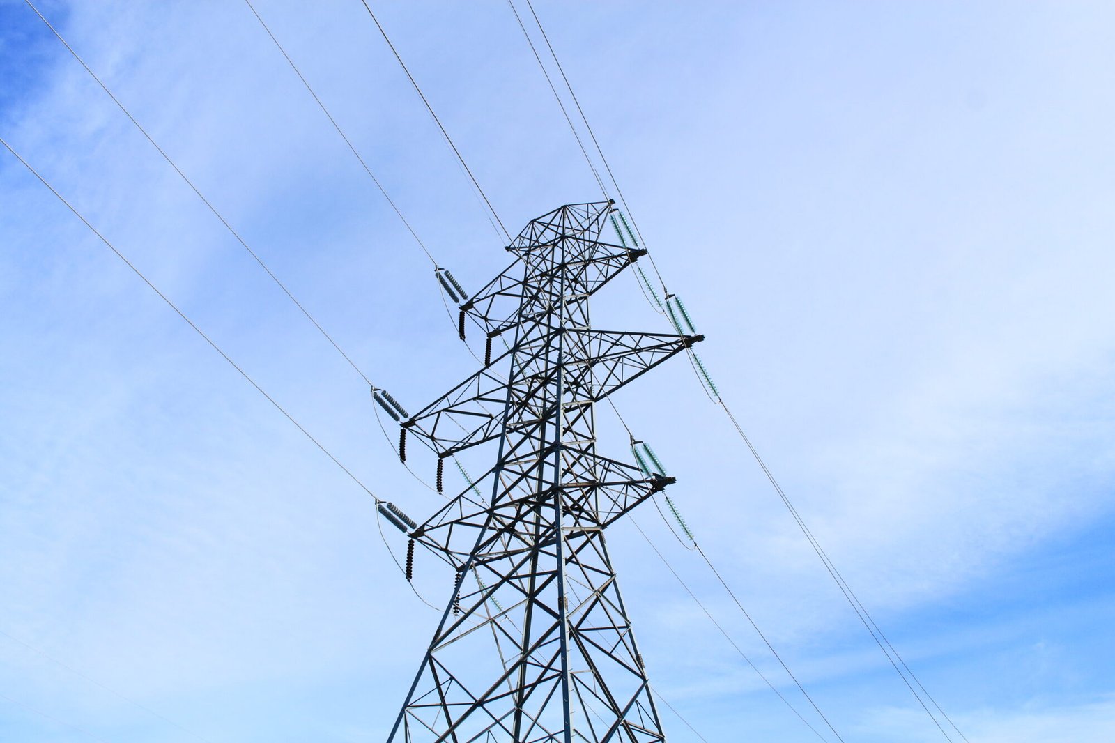 Climate extremes are raising electricity use in Alberta