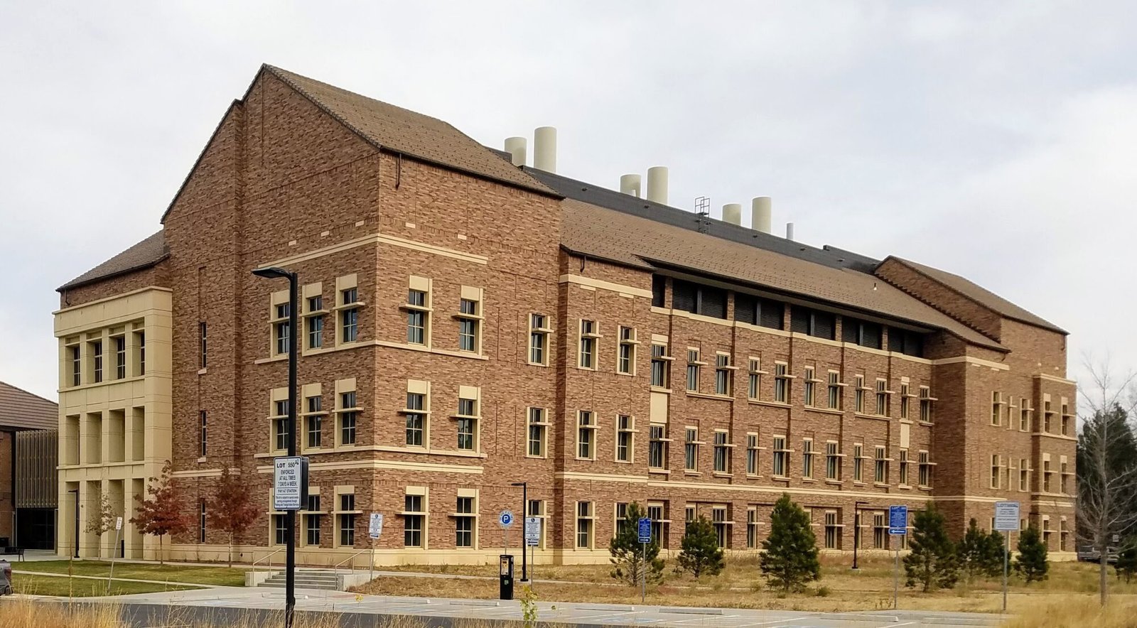 Review maps uneven sustainability integration in higher education